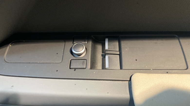 Land Rover Defender 3.0 D200 S 90 3dr Auto Diesel Estate